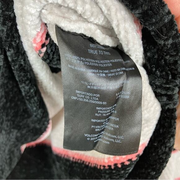 Volcom Striped Polyester Black Gray Pink Striped Pullover Sweater Womens Medium - Picture 4 of 5